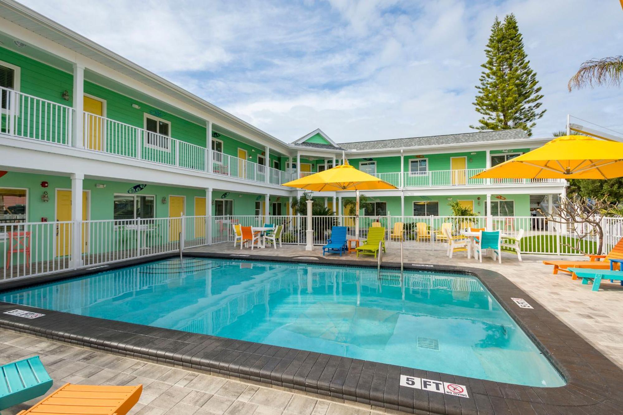 The Lofts At St Pete Beach Exterior photo